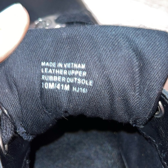 MICHAEL Michael Kors Poppy Black Leather Sneaker with Silver Accents Size 10M - Picture 8 of 8